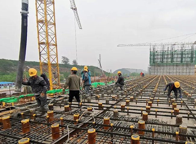 抓紧抓实工程建设 大干快上聚力攻坚