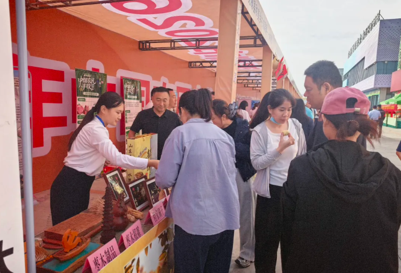 山东省滨州市无棣县水湾镇特色好物亮相农民丰收节