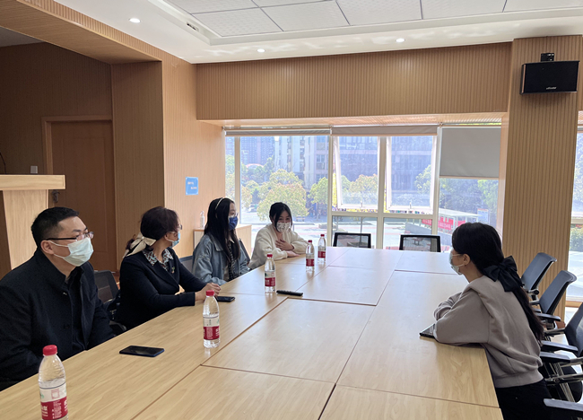 华中师范大学：书香“飞”入社区，陪伴浸润心灵