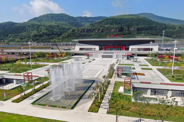 “八纵八横”新图景，打造承德“会客厅”