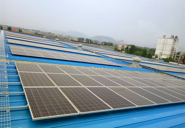 光伏发电 “点亮”绿色低碳发展之路