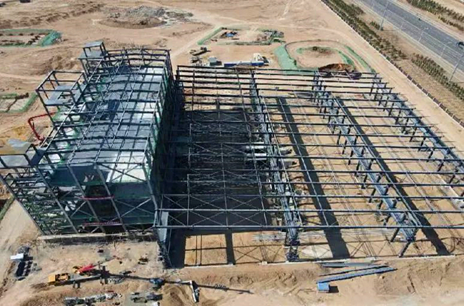 “踩足油门”跑出工程建设加速度