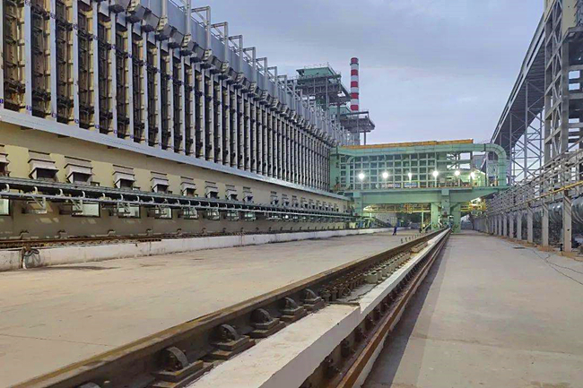 在内蒙古高原上竖起一座‘冶金’丰碑