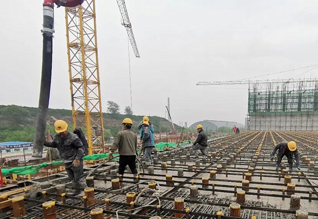 高歌猛进如火如荼 交出精彩“冶金”答卷