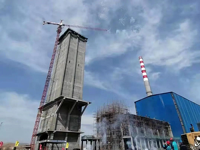 寒风之中 “冶金”建设者奋勇前行