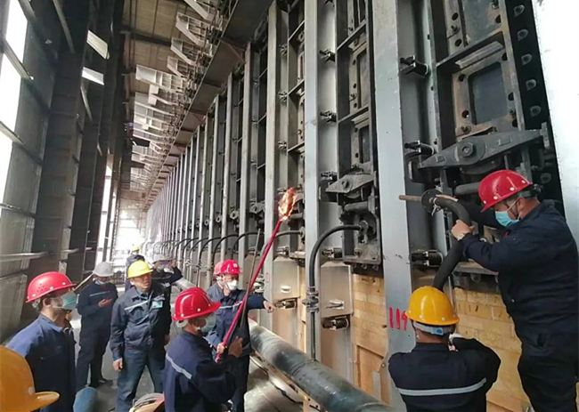 鏖战寒冬热血沸 全力以赴保履约