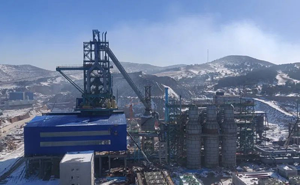 凝心聚力攻坚克难 铸就蒙东钢铁奇迹